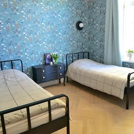Old Town Apartment Next To Vaeike-Viik Beach *