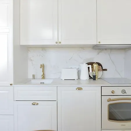 アパート Lovely 2-bedroom With Free Parking
