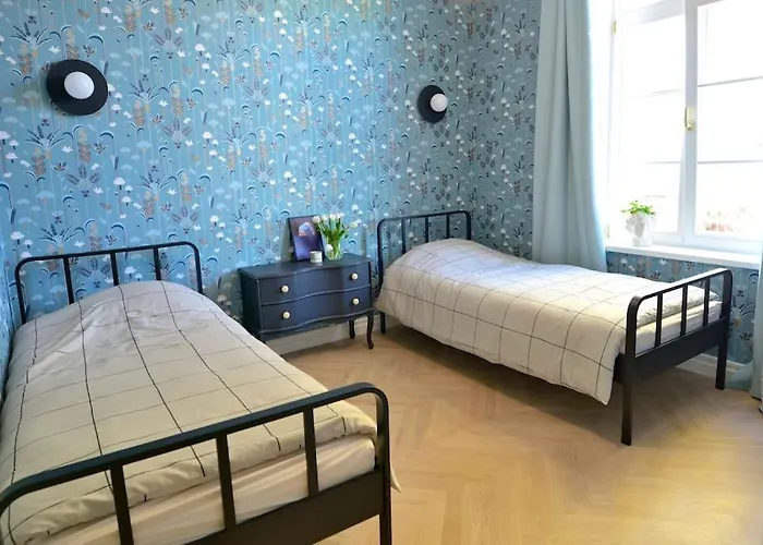 Lovely 2-bedroom With Free Parking *